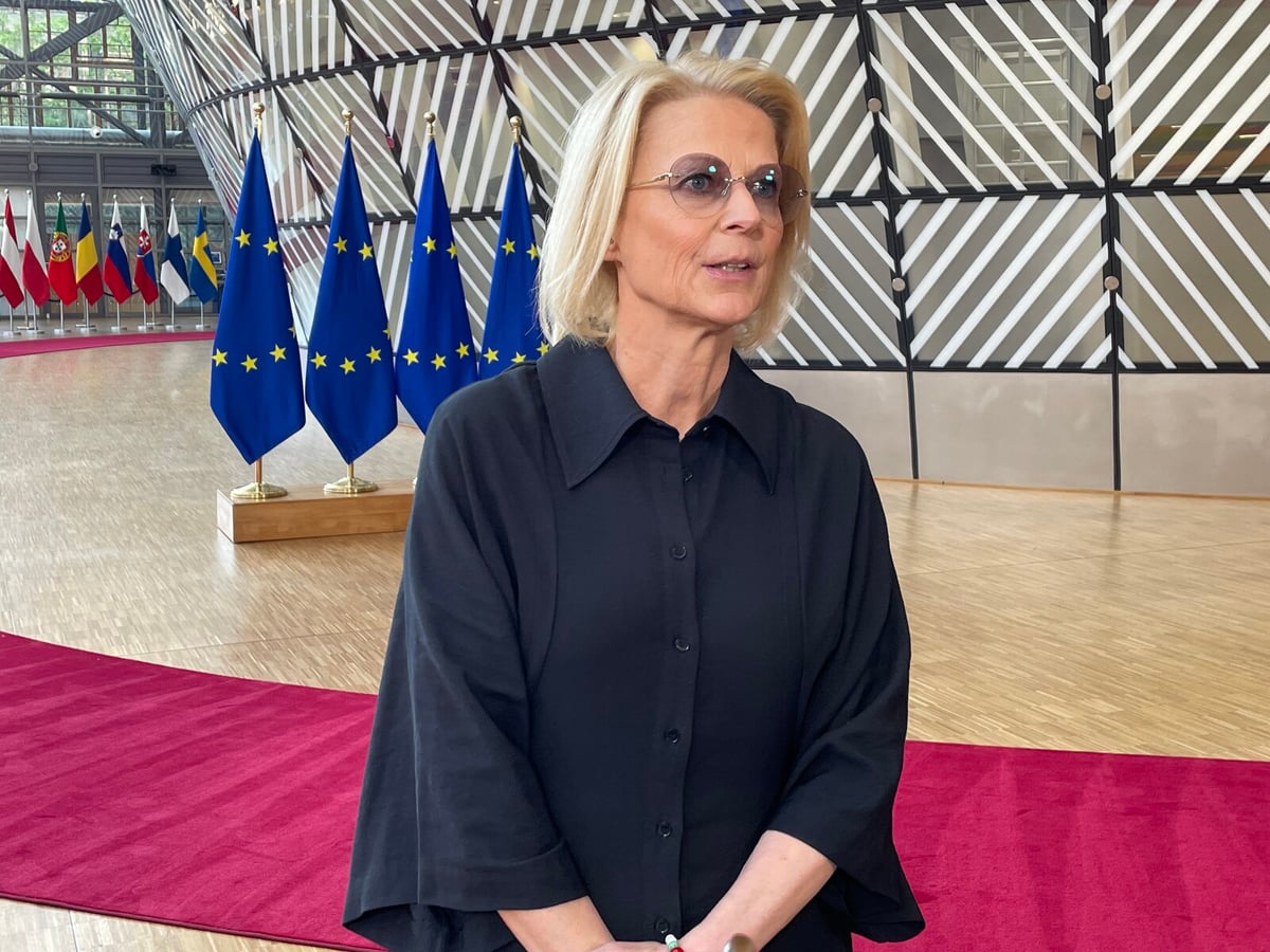 Sweden Urges EU to Maintain Sanctions as Putin Faces Time Pressure