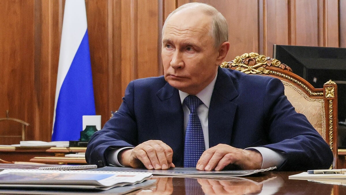 Putin tells Trump Russia has no aggressive plans toward Europe, Kremlin says