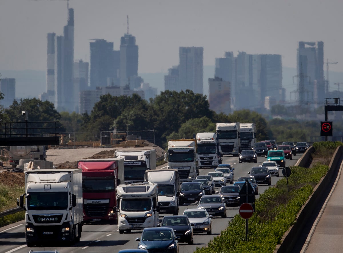 German Economy Shows Unexpected Improvement in June