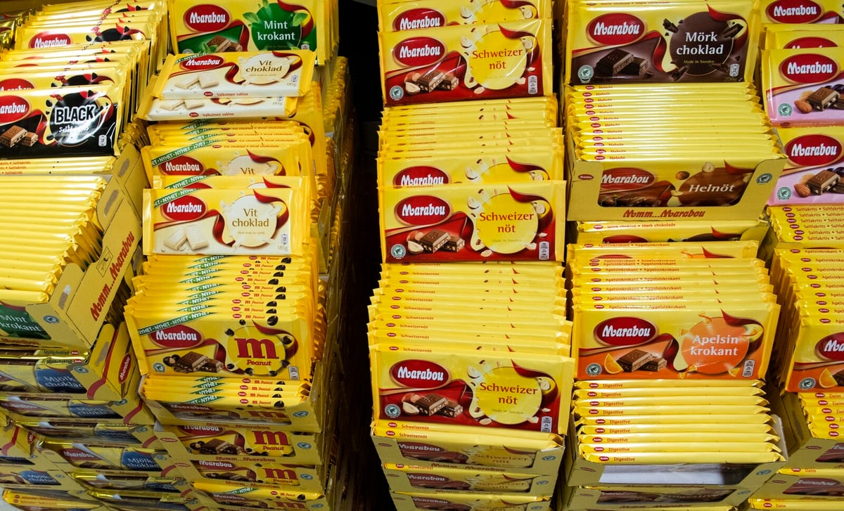 Marabou chocolate cakes recalled - may contain rubber