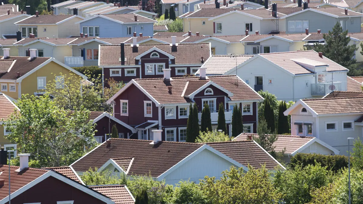 Investigator: Financial support for living in a single-family home