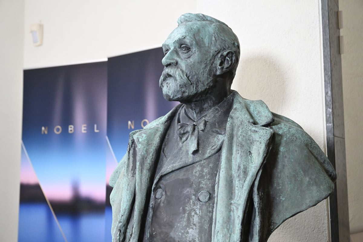 Alfred Nobel Patent Applications Found in Swedish Summer Cottage