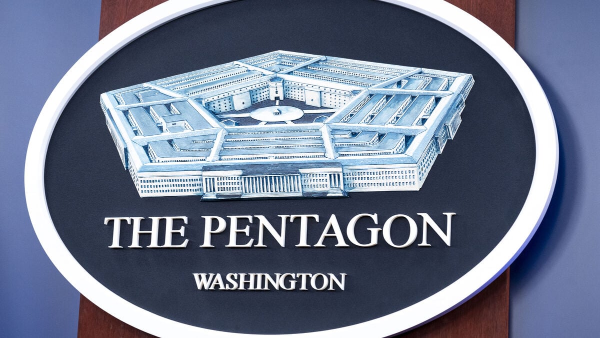 Sources: US considering sending up to 10,000 additional troops to the Middle East
