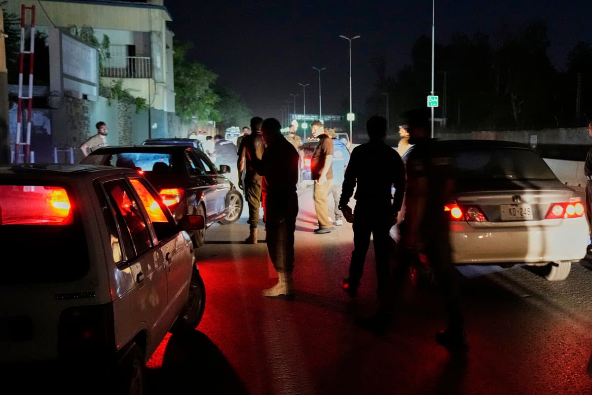 India and Pakistan Exchange Robot Attacks on Military Bases