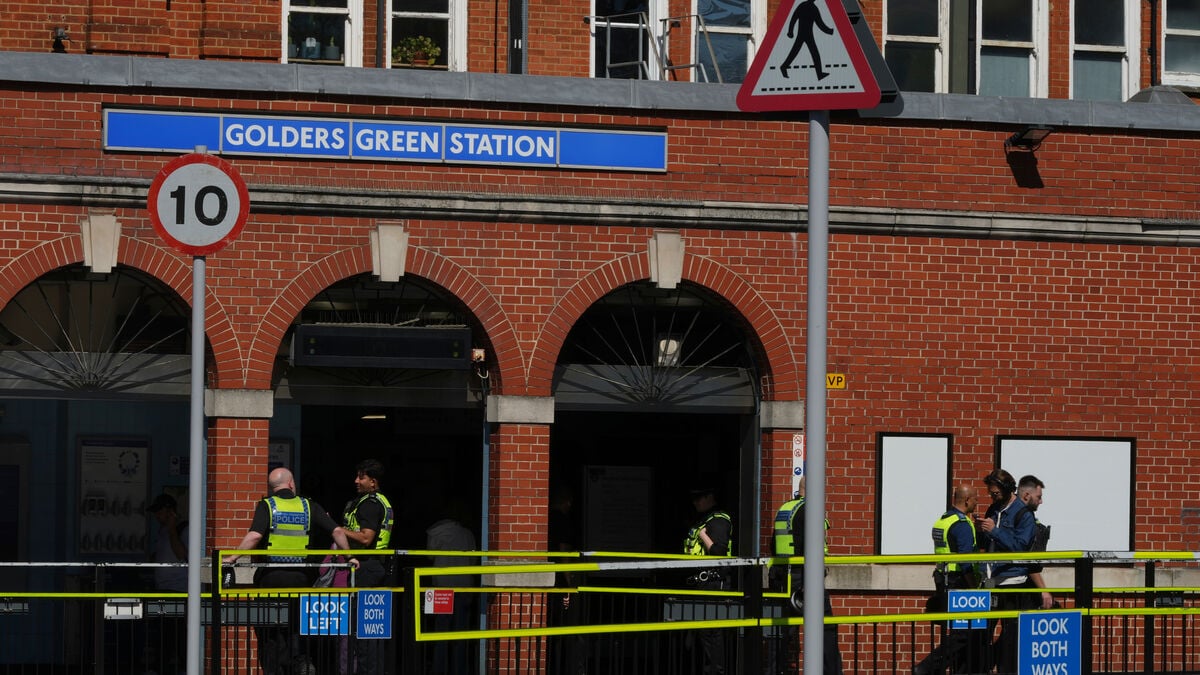 Britain raises terror threat level to severe after London knife attack