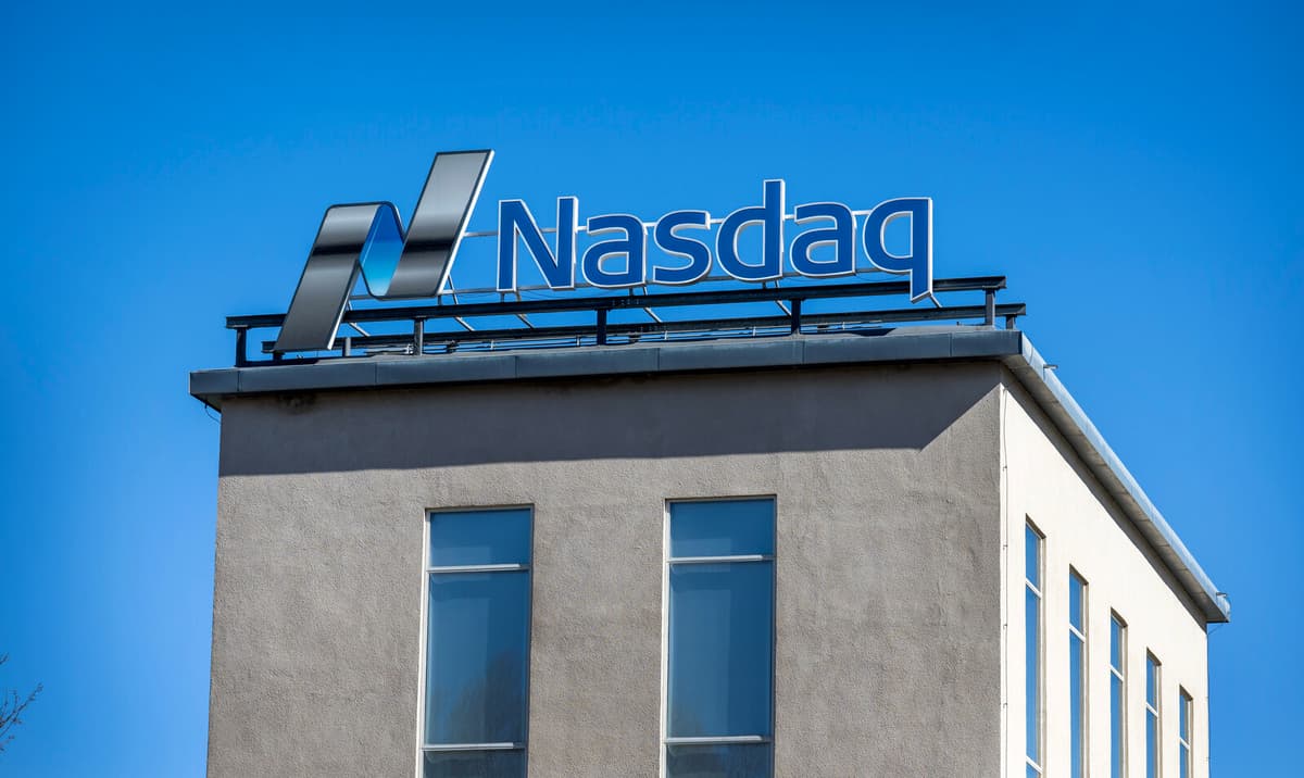 Stockholm Stock Exchange Opens Week with Slight Gains