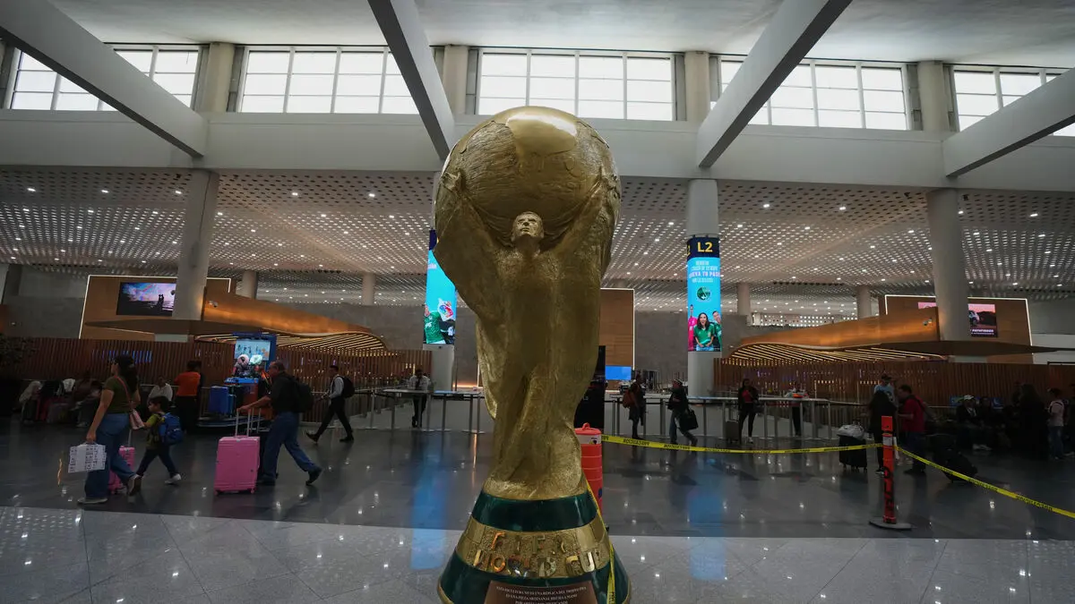 Tear gas used against protesters ten days before the World Cup