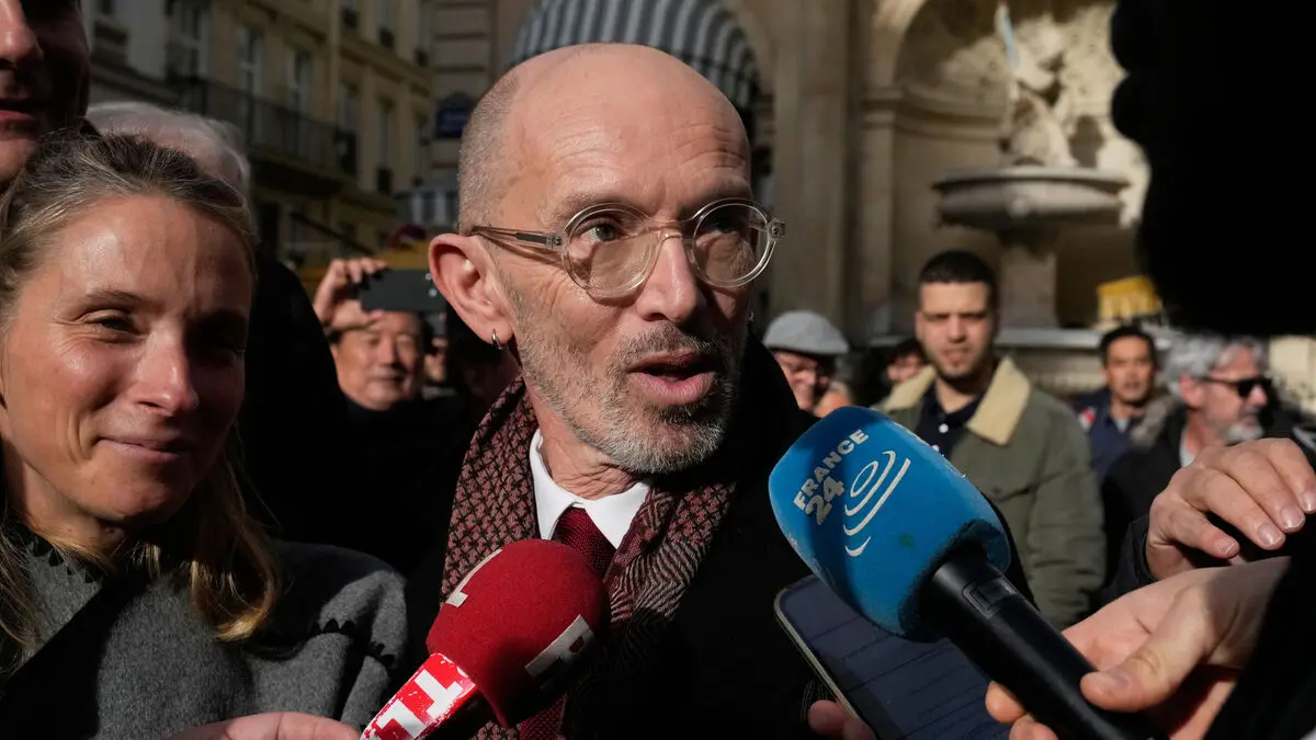 He receives this year's Goncourt Prize.