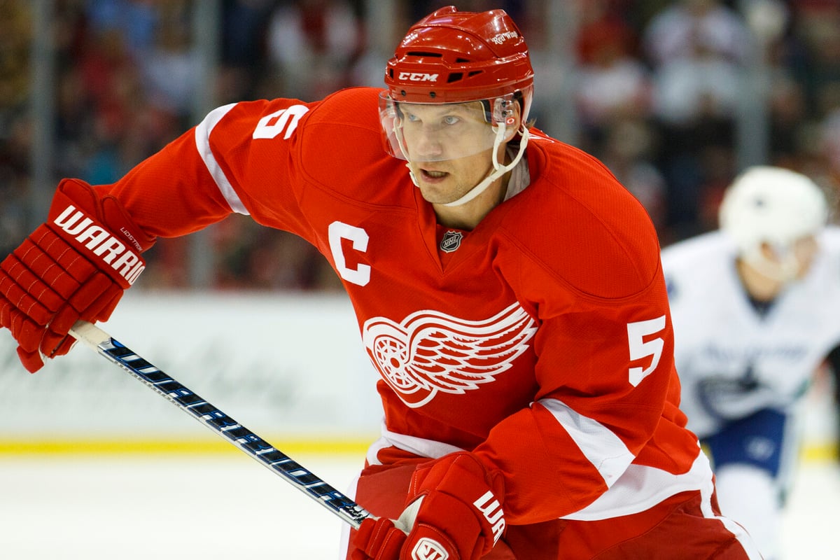 Nicklas Lidström Named to NHL's Best Players of the Century Team