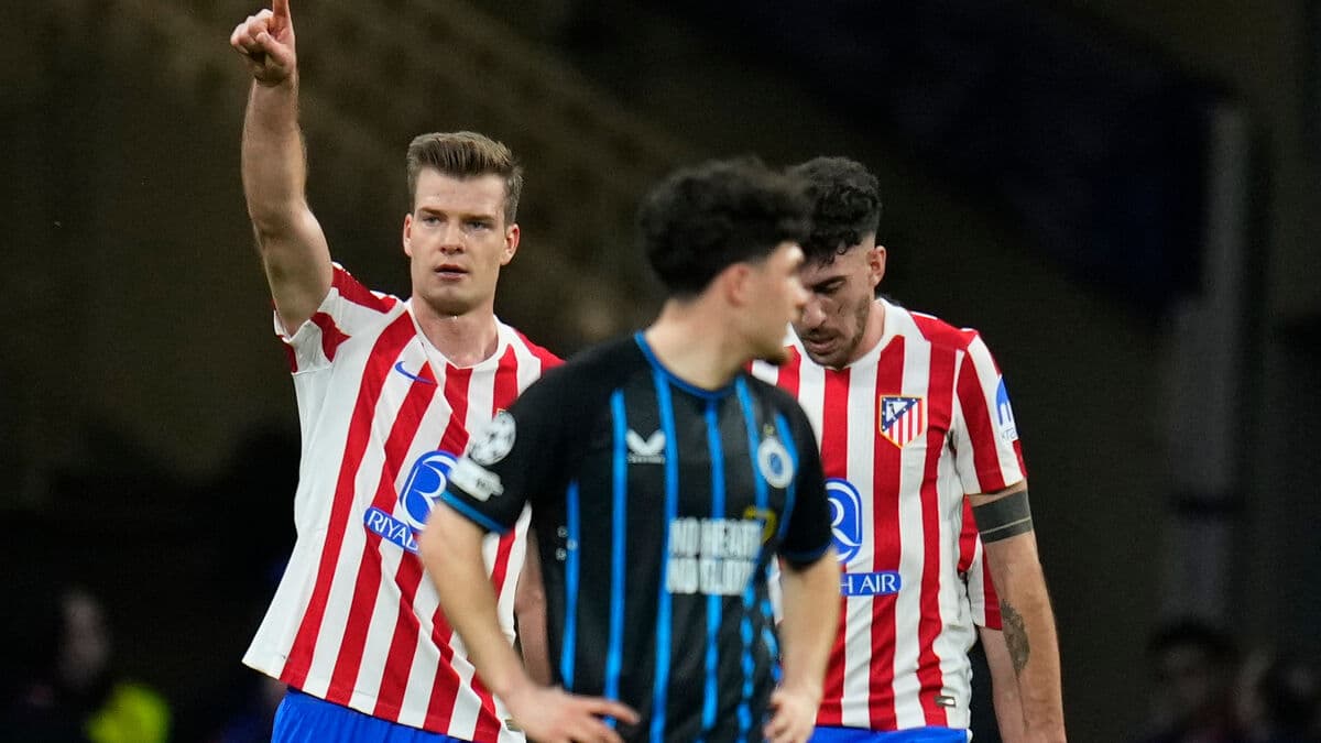 Atlético Madrid advance - Norwegian hat-trick