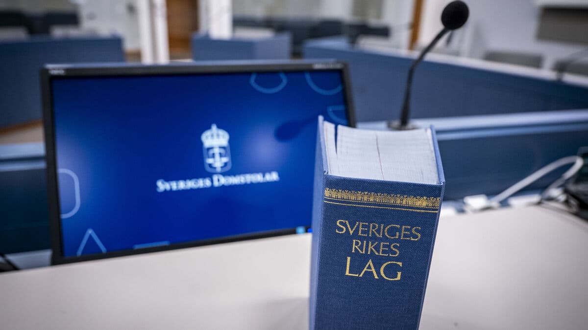 Mother who forced daughter's face