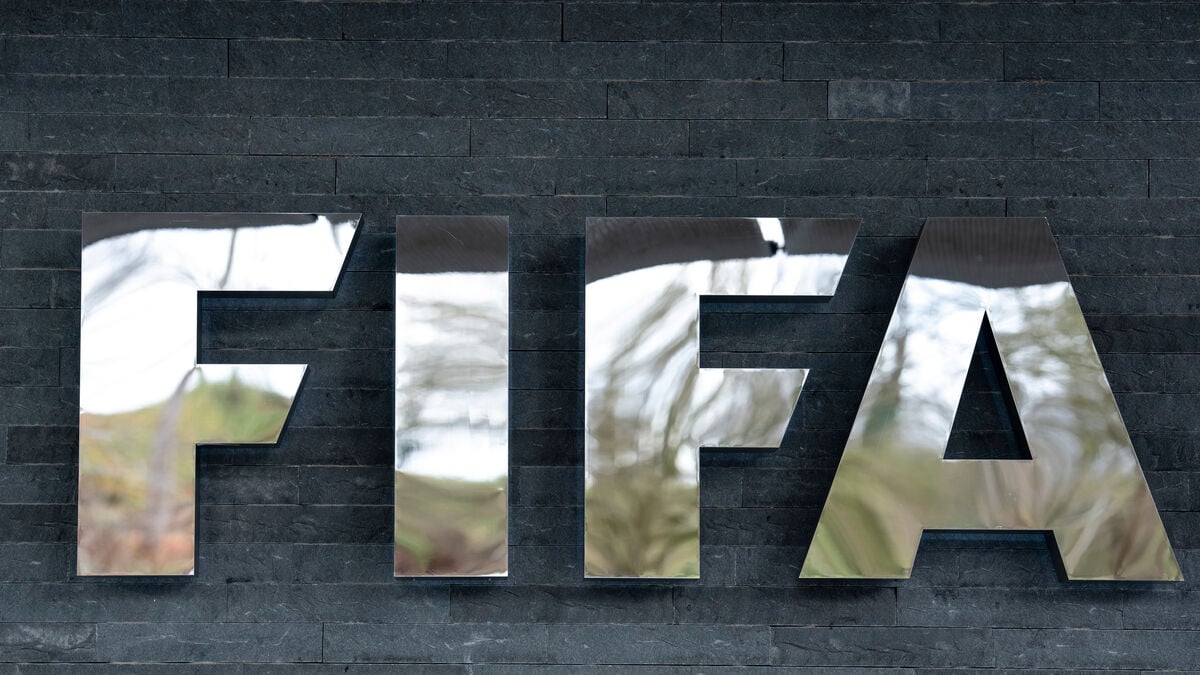 FIFA U-turn allows factory-sealed, soft water bottles at World Cup