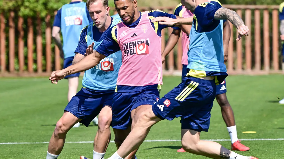 Graham Potter orders Sweden players to reveal nothing