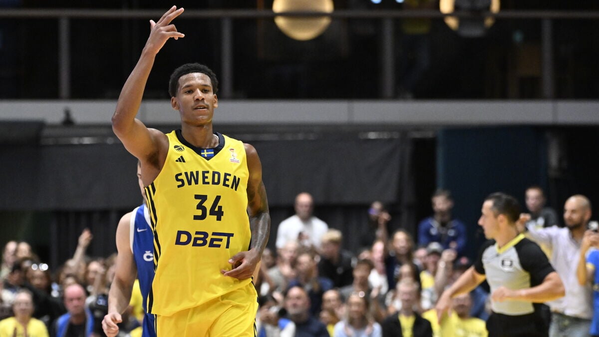 Sweden keeps World Cup dream alive with 87-76 win over Czech Republic