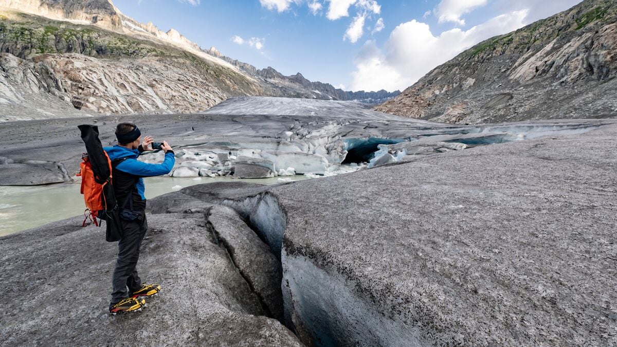Swiss glaciers lose nearly a fifth of their size in five years, report says
