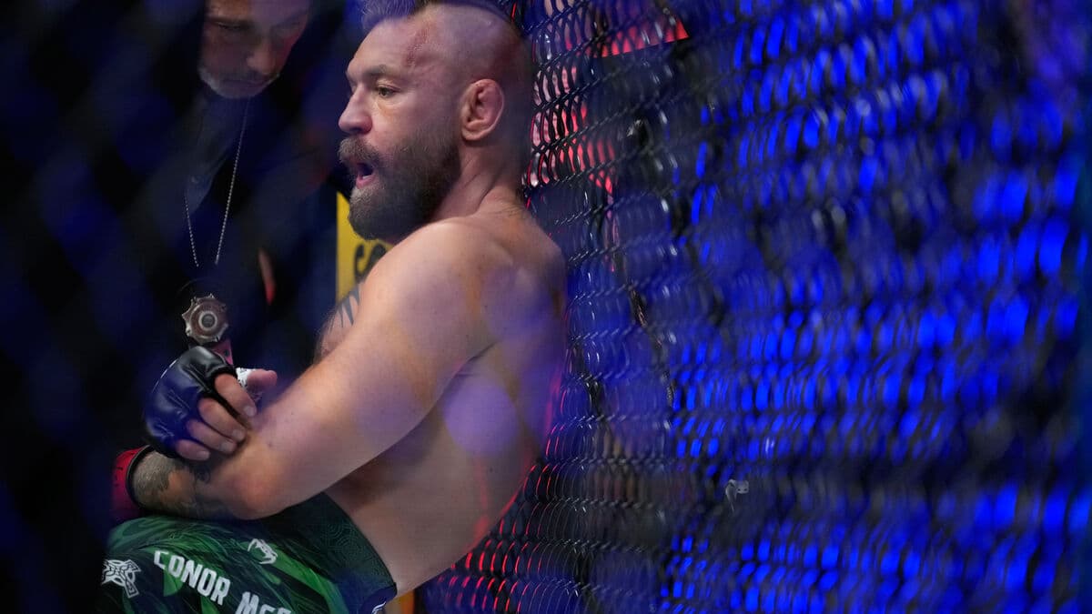 McGregor comeback ends in 69-second injury loss at UFC 329