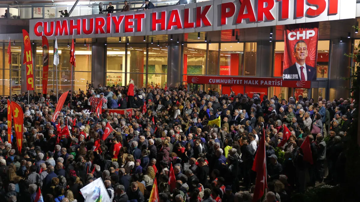 Turkish police storm CHP headquarters in Ankara