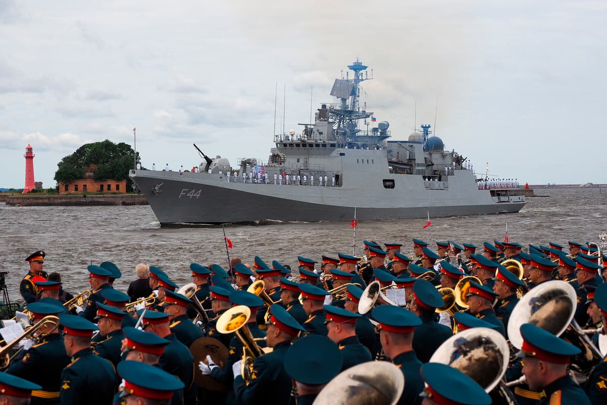 Indian Warship INS Tamal Spotted Near Umeå in Gulf of Bothnia