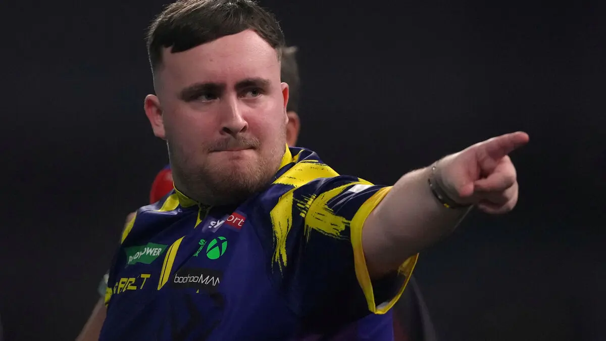 Wasp drama and blood - Littler wins the darts world championship again