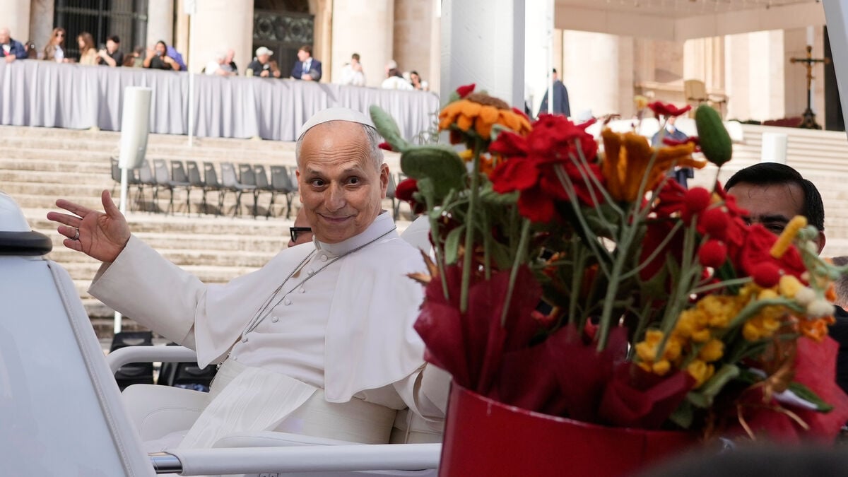 Pope Leo XIV Won’t Need Further Surgery After Lung Cancer Tests Show It Hasn’t Spread