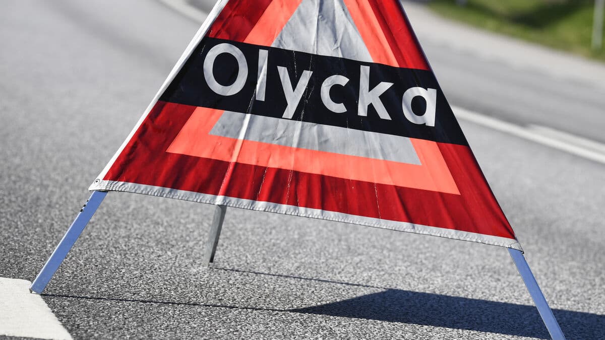 Man in his 80s dies after crashing into rock pile outside Olofström