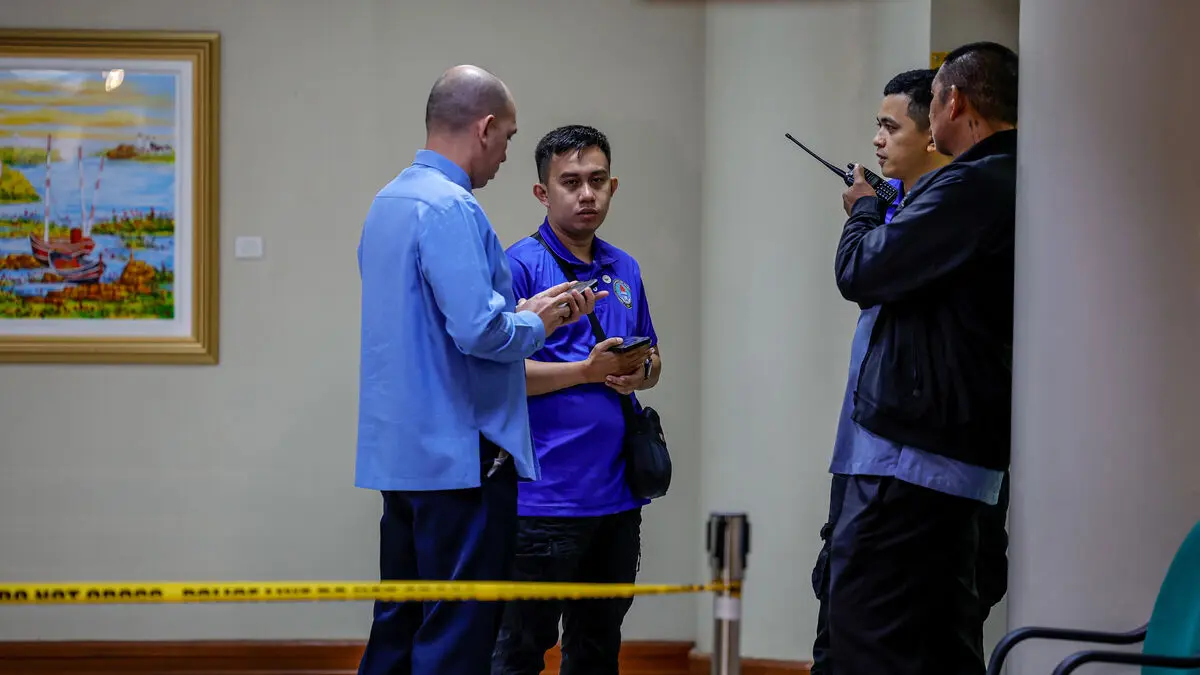 Wanted parliamentarian and former police chief Ronald dela Rosa on the run after shooting at Manila parliament