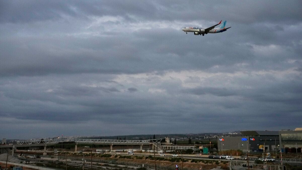 Flydubai Co-Pilot Planned to Hijack Plane and Crash It Into Tel Aviv Airport, Investigation Says