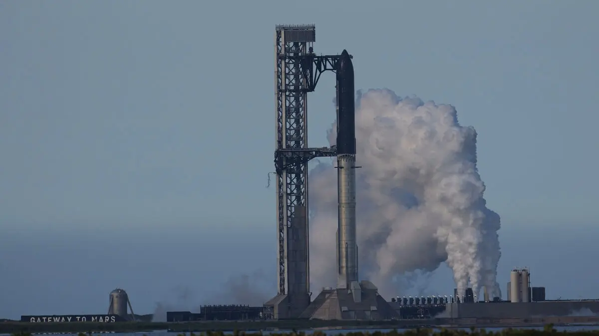 SpaceX forced to postpone launch of upgraded giant Starship rocket after locking bolt failed to retract