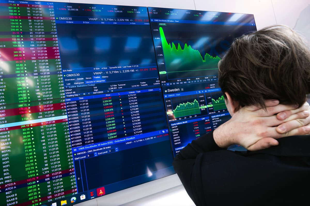 Stockholm Stock Exchange Falls 0.8% Amid Volatile Trading