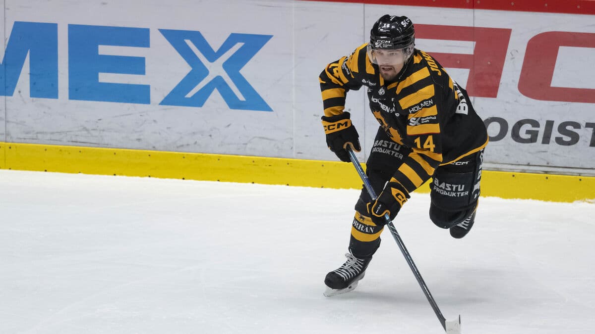 Skellefteå open Champions Hockey League with 6-1 win over Nitra