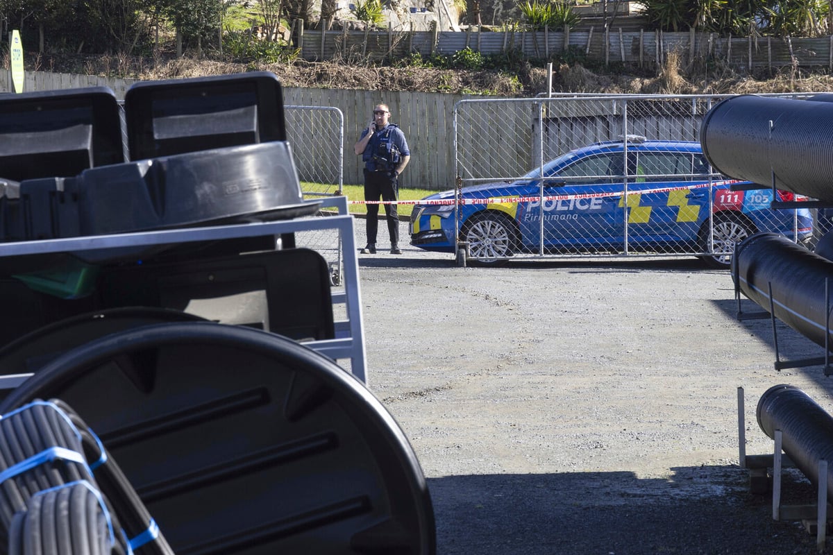 Father Shot by Police After Hiding with Kids in New Zealand Forest