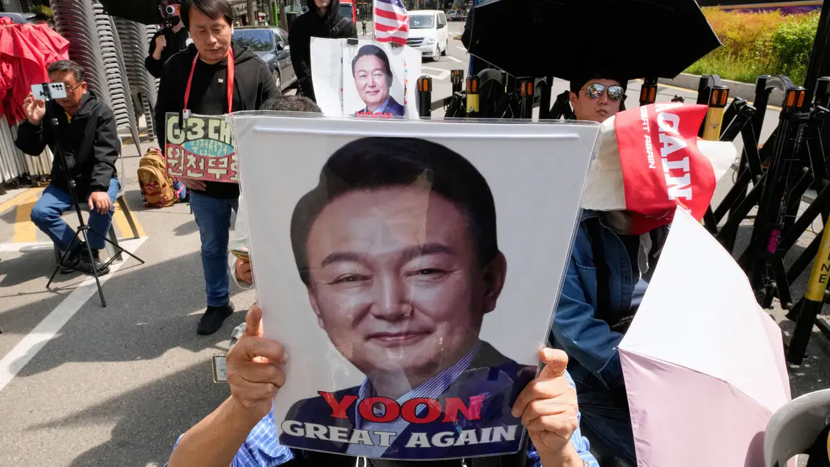Former South Korean president Yoon Suk-Yeol sentenced to 30 years in prison for sending drones into North Korea