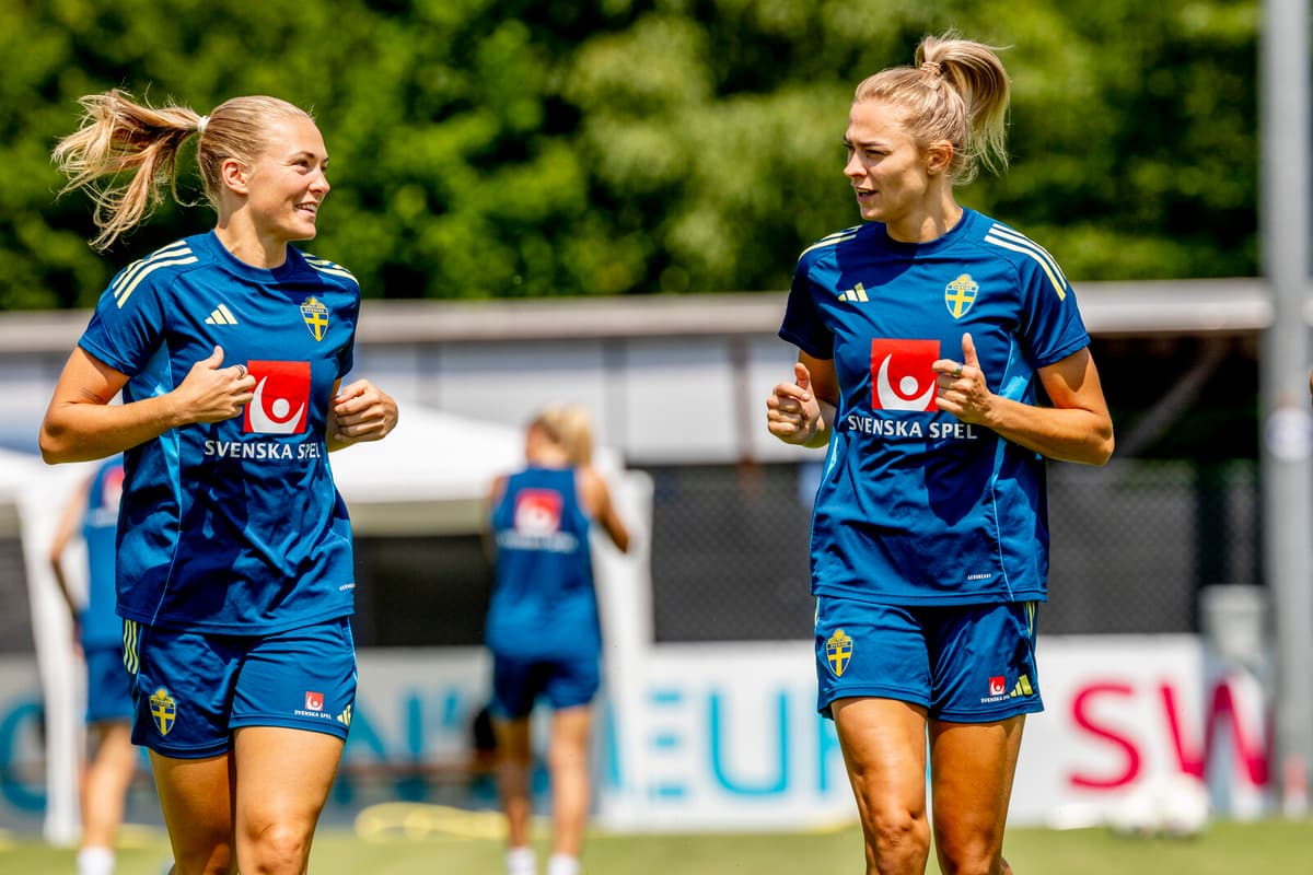 Sweden Eyes Quarter-Final Spot in European Championship Against Poland