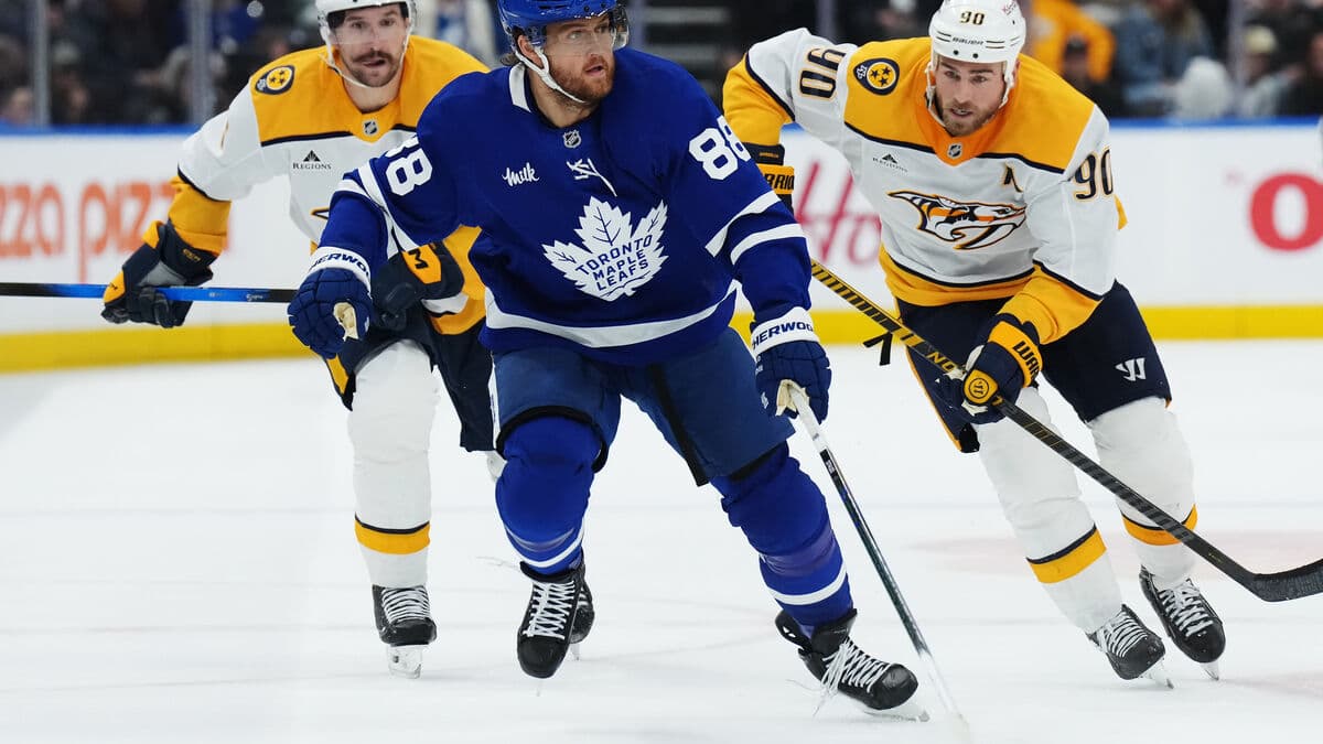 Swedish Stars Shine in Toronto's NHL Victory Over Nashville