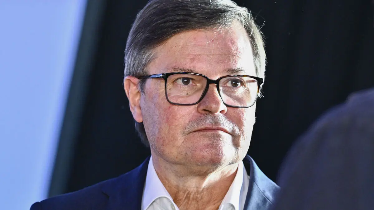 SJ CEO Responds to Age Criticism: "News to Me"