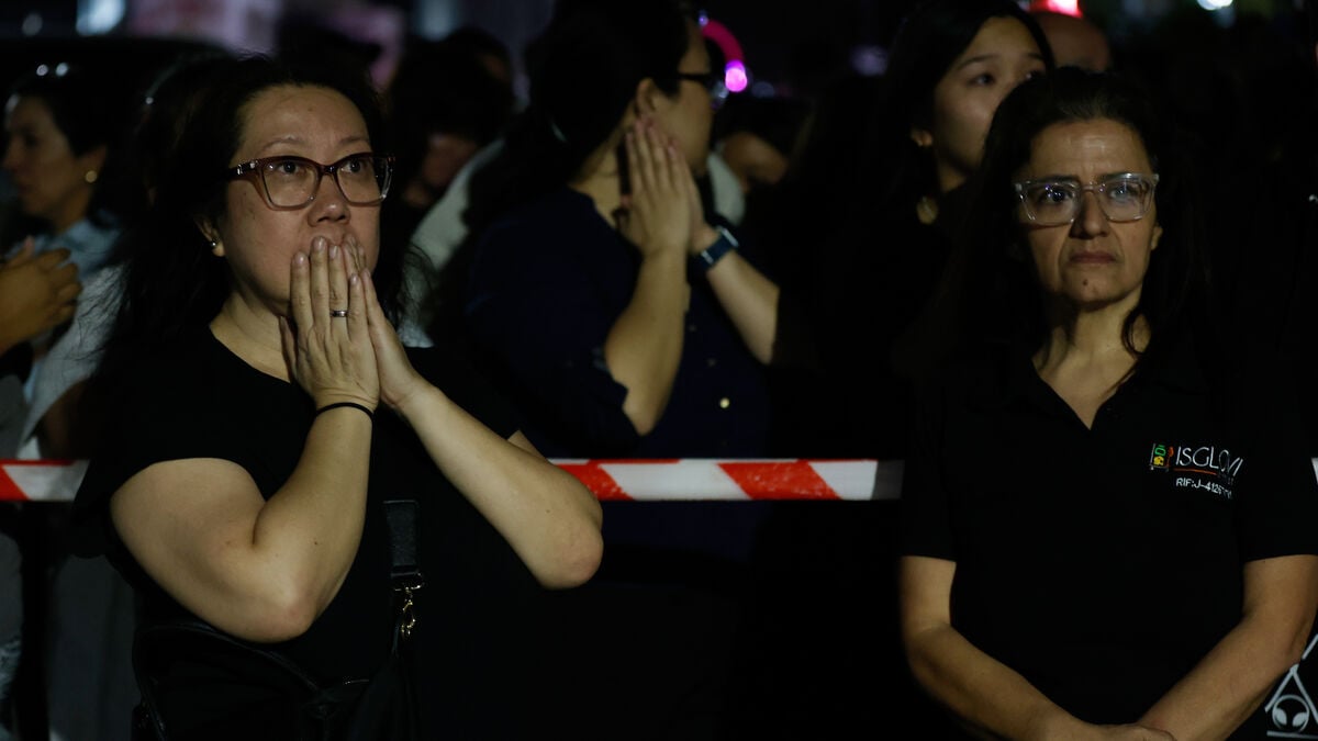 Witnesses in Caracas say it sounded like a deep roar