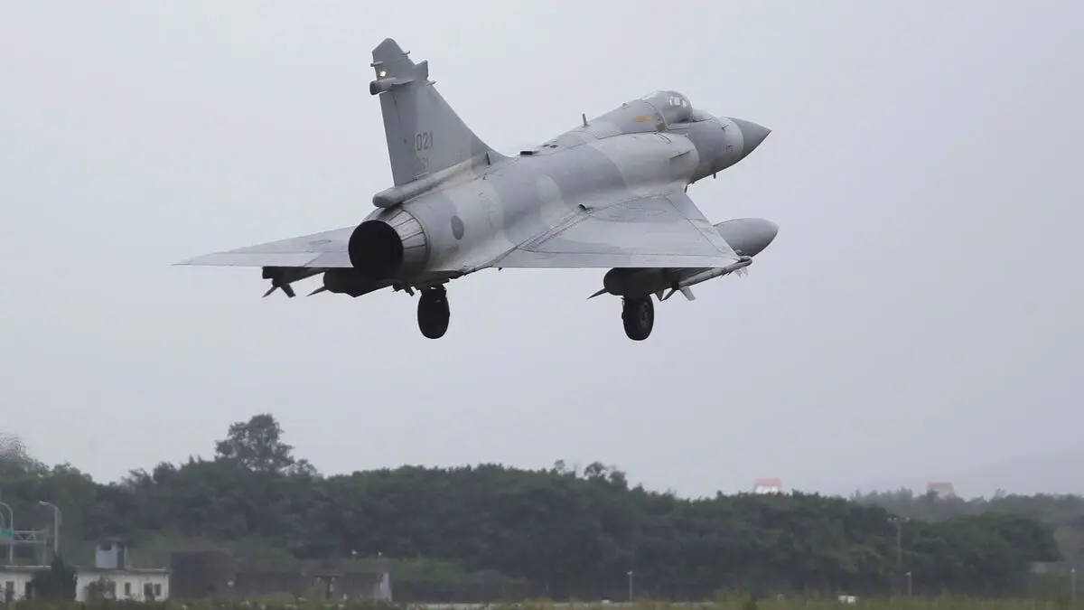 China fires rockets around Taiwan amid military exercises
