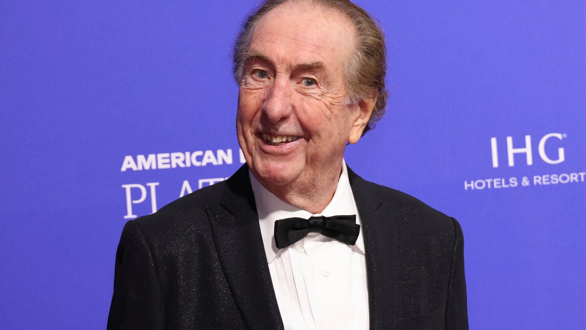 Monty Python member Eric Idle says it would be an honor to be expelled from the US
