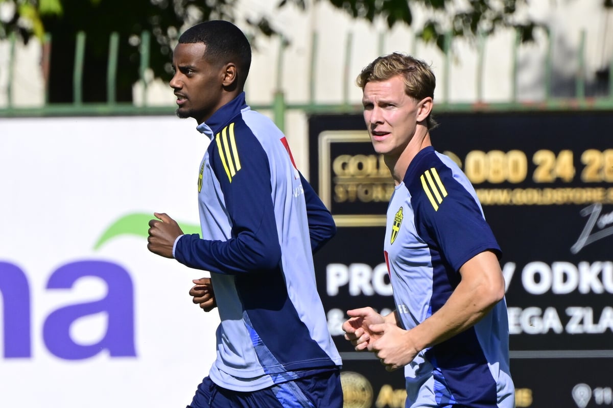 Emil Krafth Supports Alexander Isak Amid Transfer Controversy