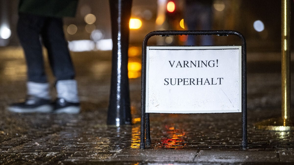Lightning strike – Luleå cancels local traffic