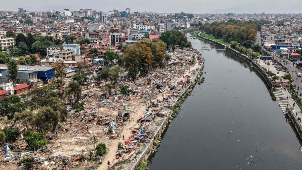 Nepal demolishes informal squatter settlements along Bagmati River