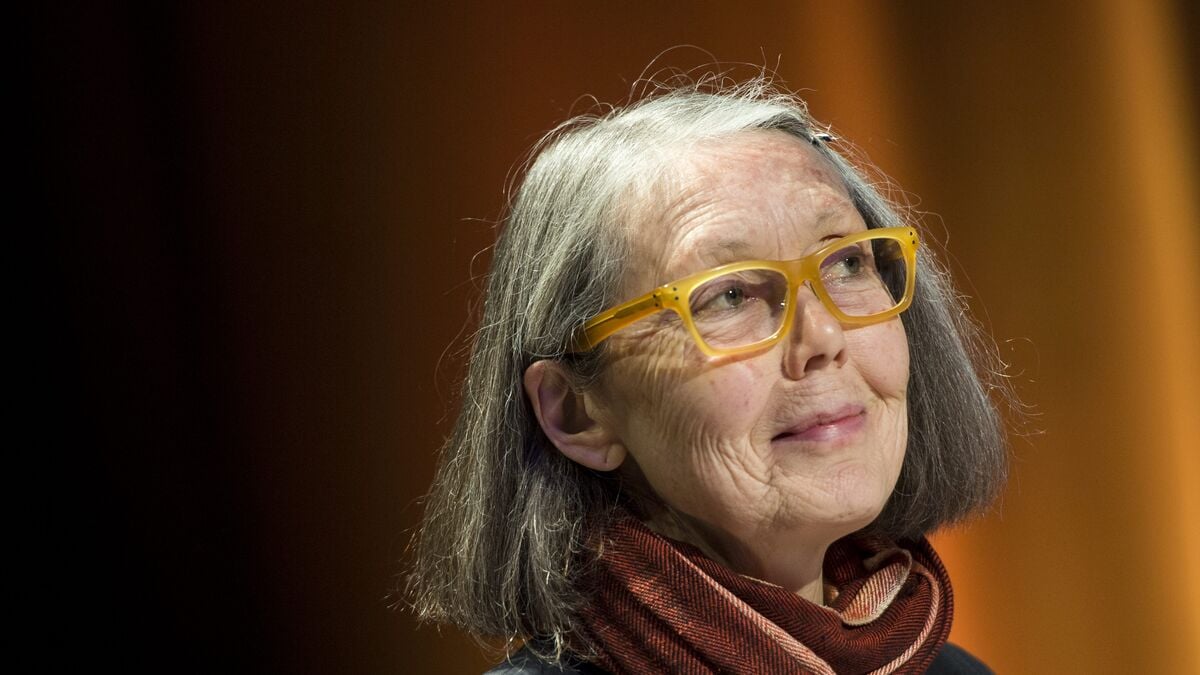 Anne Carson Says Nobel Prize Is ‘Cool’ as Readers Reach Out to Celebrate Her Win