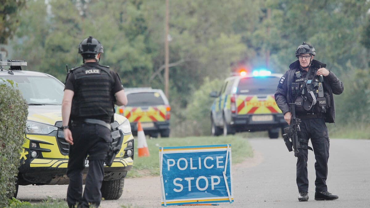 Five arrested near RAF Fairford