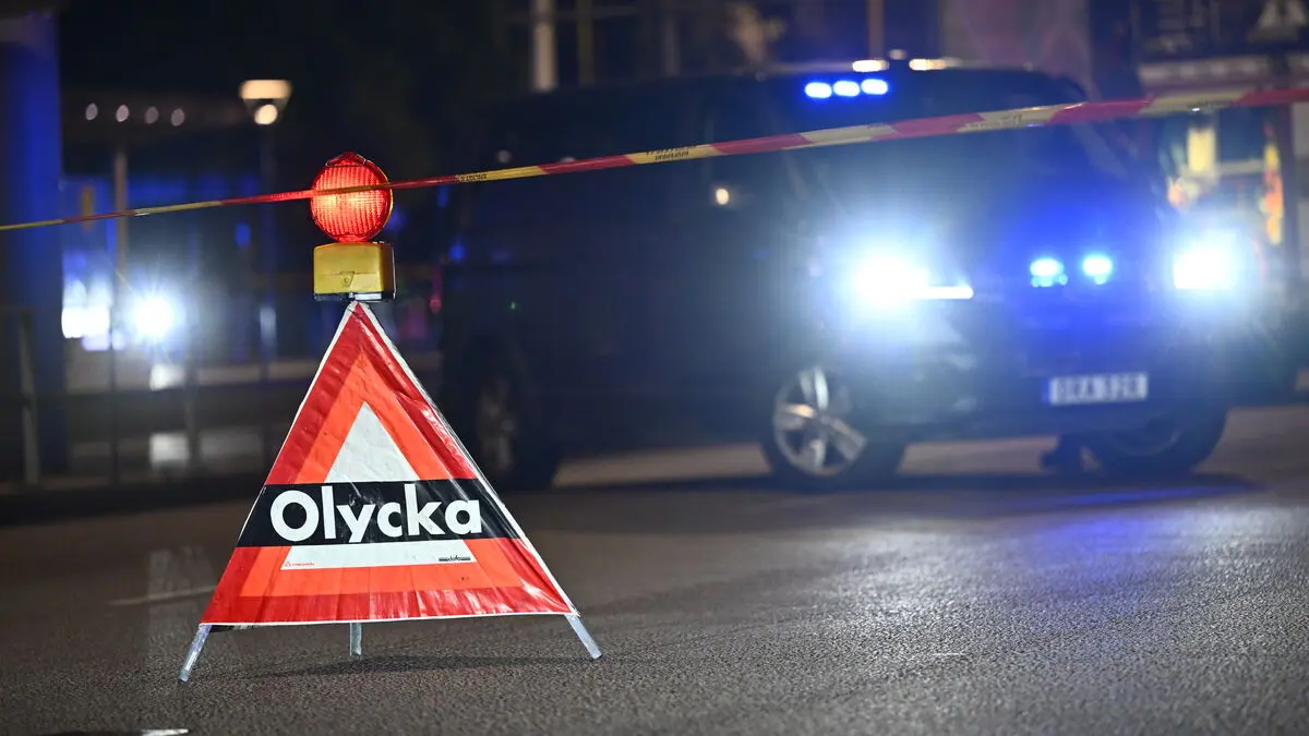 Man dies after collision between car and truck in Uddevalla