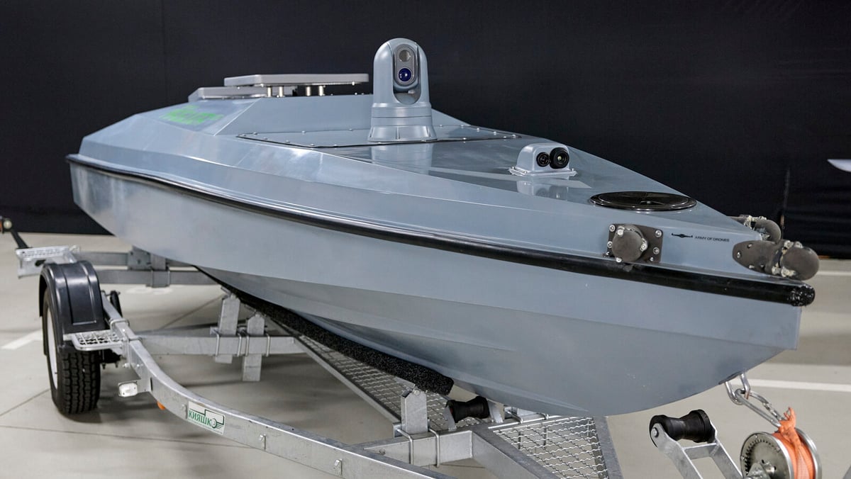 Ukraine Claims First-Ever Sea Drone Downing of Russian Jet
