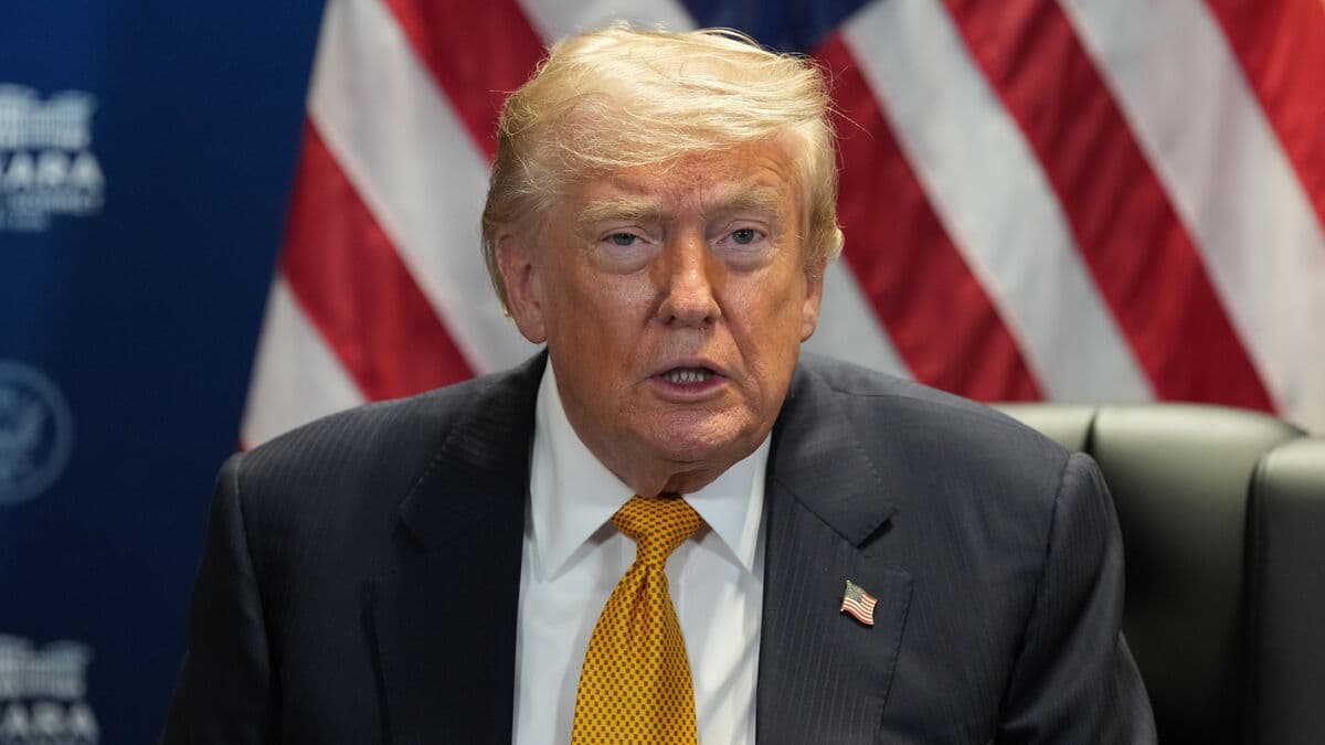 Trump threatens new strikes on