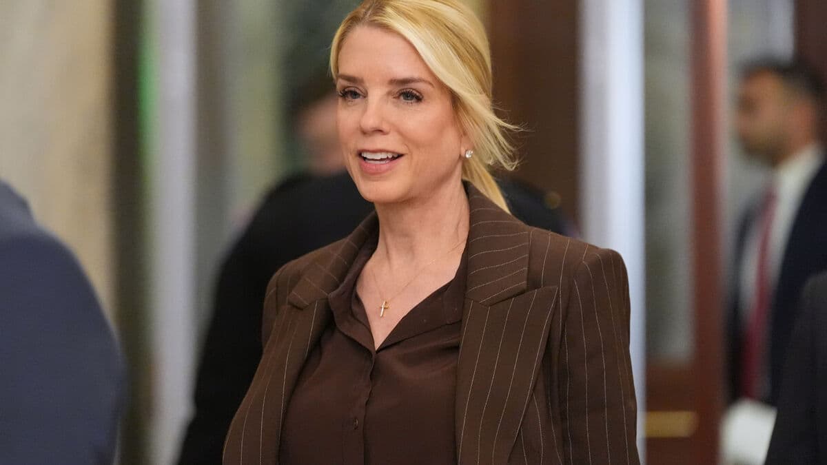 FBI searches journalist's home in Pentagon leak investigation