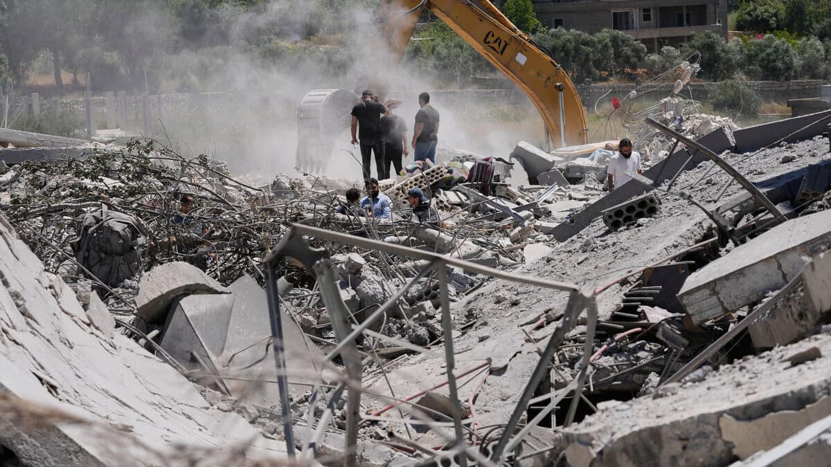 Several killed in Israeli attacks in southern Lebanon