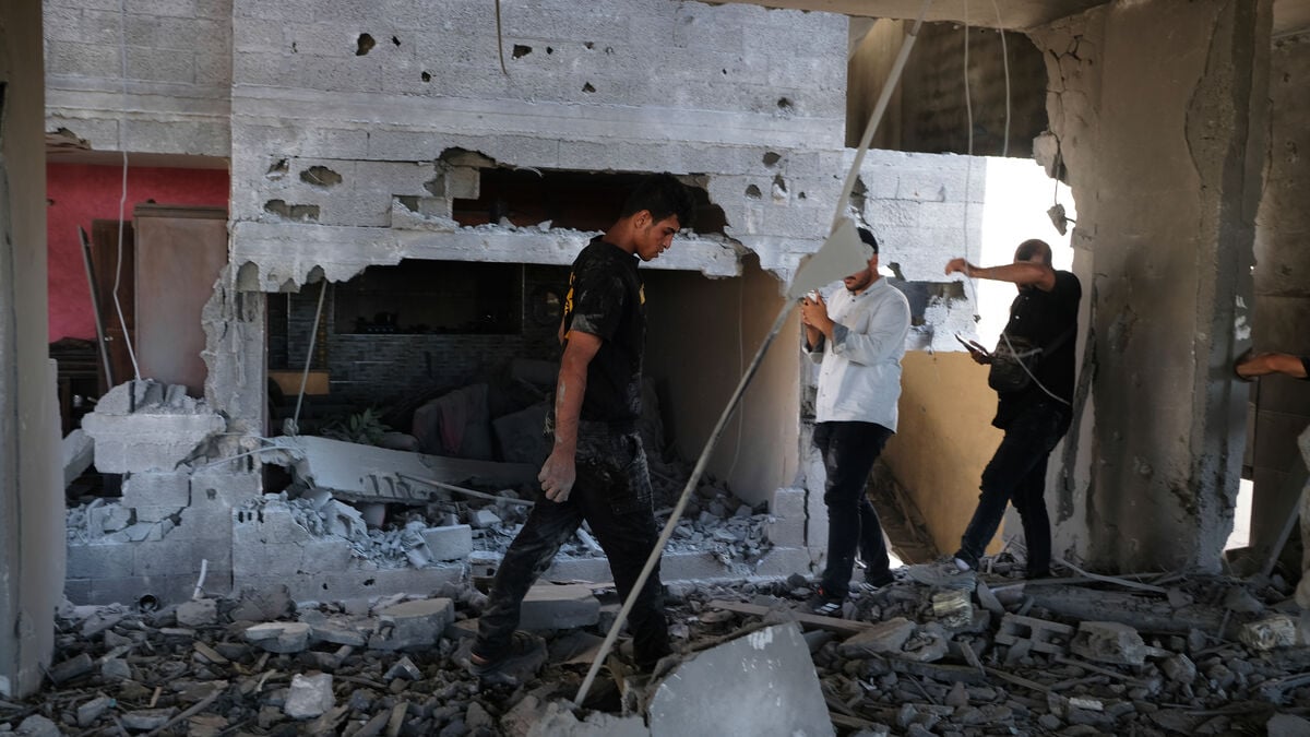 Five from same family killed in Israeli strike in Gaza