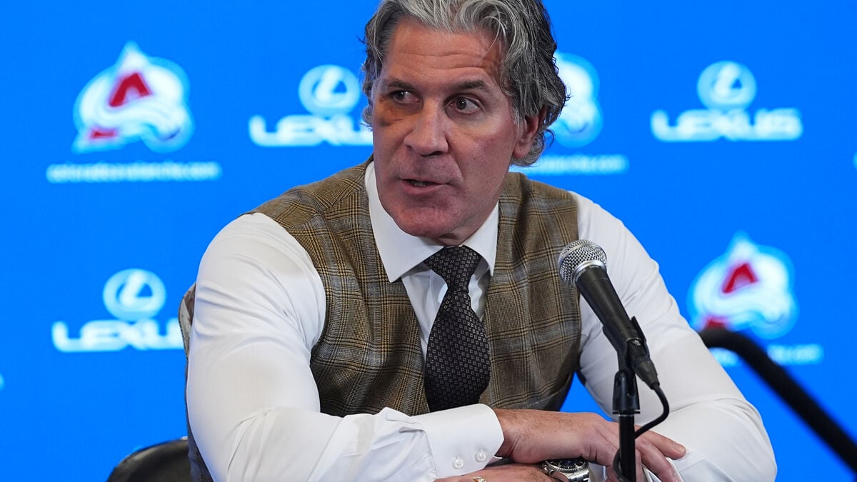 Avalanche extend Jared Bednar with new four-year contract ahead of season opener